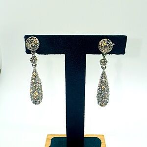 Vintage tear drop rhinestone clip back earrings​​